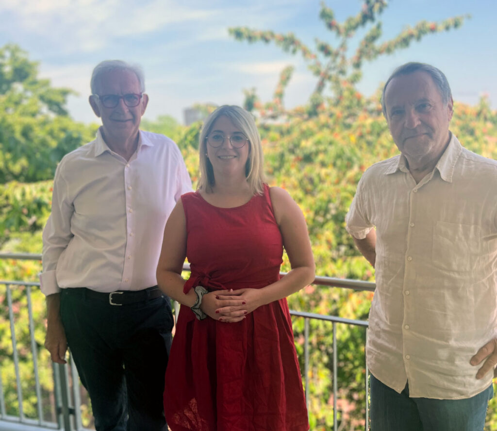 Chantal Kopf MdB mit Bernd Dallmann und Manfred Claaßens beim Treffen in Freiburg